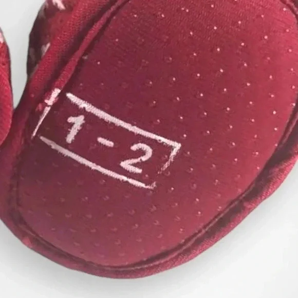 Red Knitted Baby Slippers - Picture 5 of 6